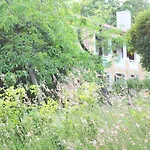 ベッド・アンド・ブレックファスト Maison Poche 3*