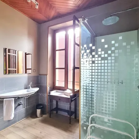Maison Poche 3*
