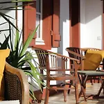 Bed and breakfast Maison Poche 3*