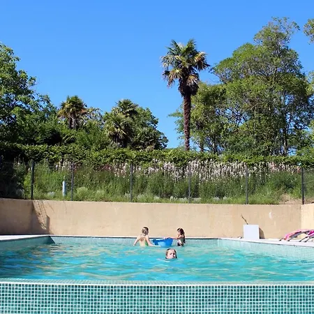 Oda ve Kahvaltı Maison Poche 3*