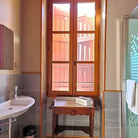 Maison Poche לינה וארוחת בוקר