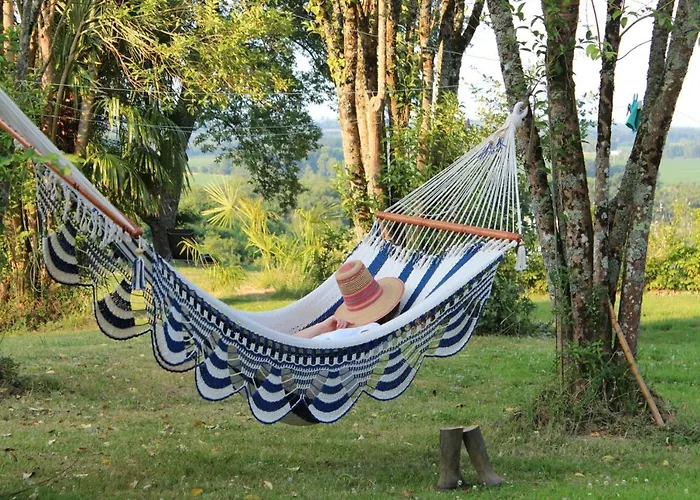 Maison Poche Alojamento de Acomodação e Pequeno-almoço 3*